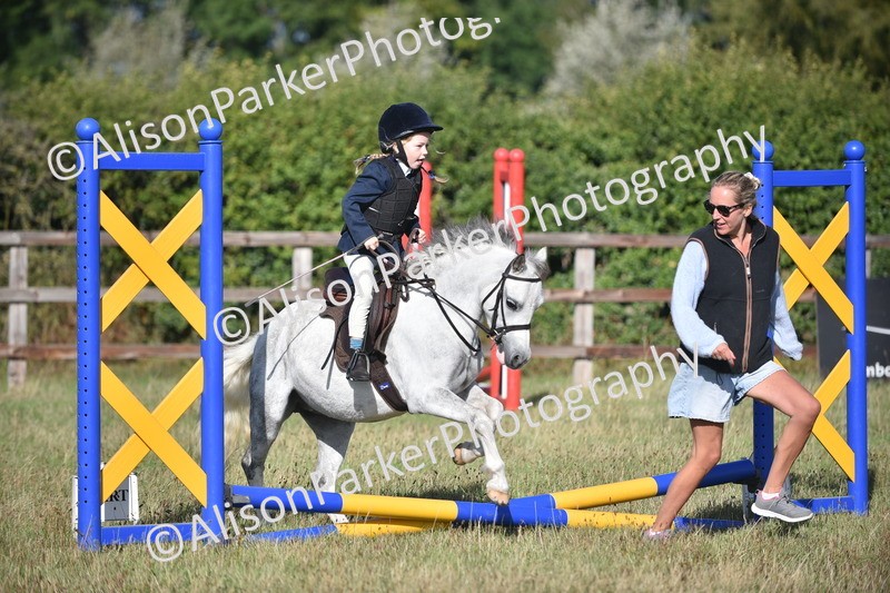 20260906-0565 - Class 6 - Minimus Jumping