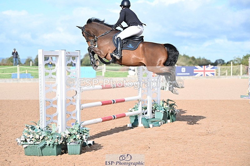 231014A-103049-04119 - Cls 18 Newcomers & 1.10m Open