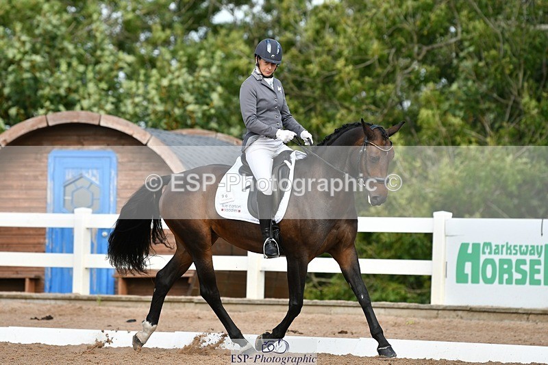 250906-104159-00714 - 096-Anna.JamesCaramia's.voice