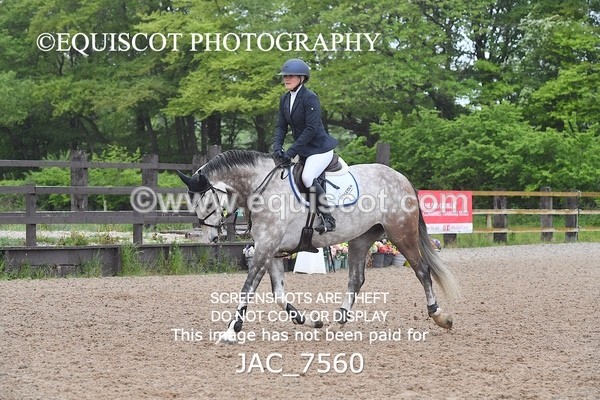 JAC_7560 - CLASS 14  Senior Newcomers/ 1.10m Open