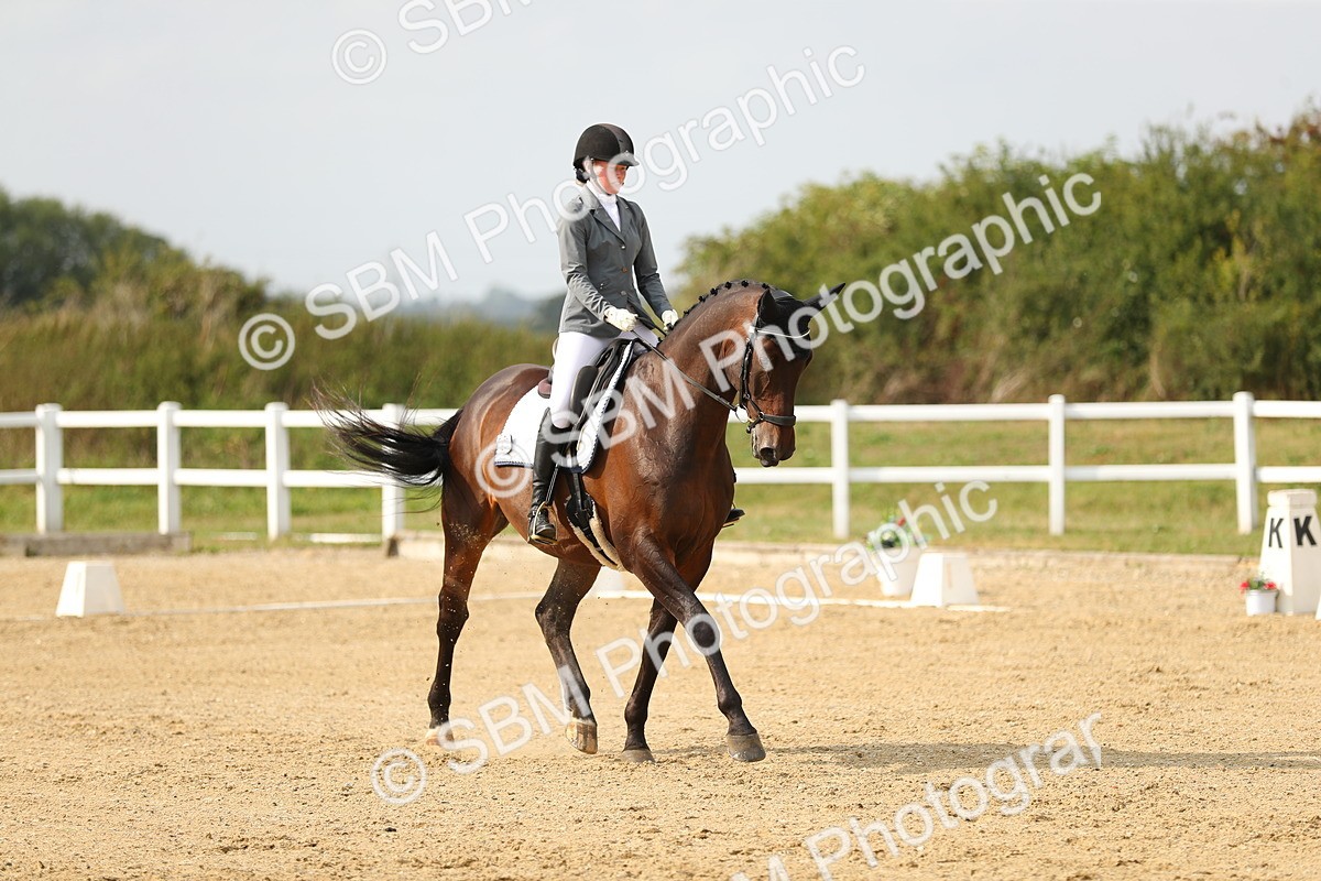 SBM_018419 - Class 14 - Novice 23 - 15.16-16.19