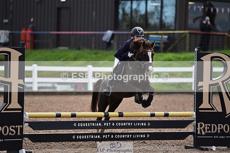 231029A-103704-02351 - 70cm Pony Intro