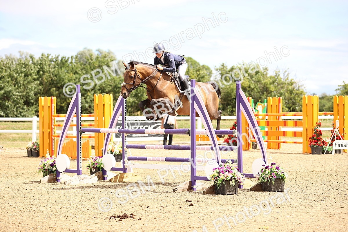 SBM_003384 - Class 22 - Senior Foxhunter 1.20m