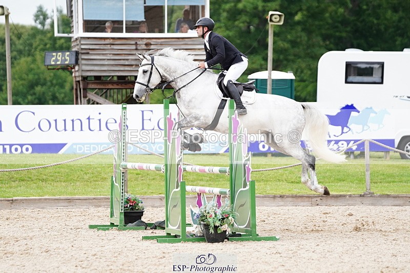 250613A-171608-04218 - Cls 14 1.05m Amateur Quali and Open