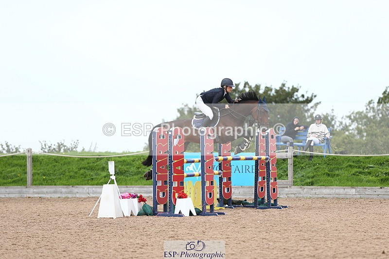 230812A-121202-08806 - Cls 32 Foxhunter