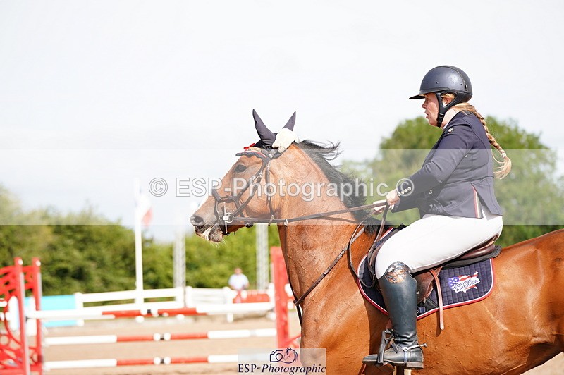 240804A-100108-09972 - Cls 48 Snr Discovery and 1m Open