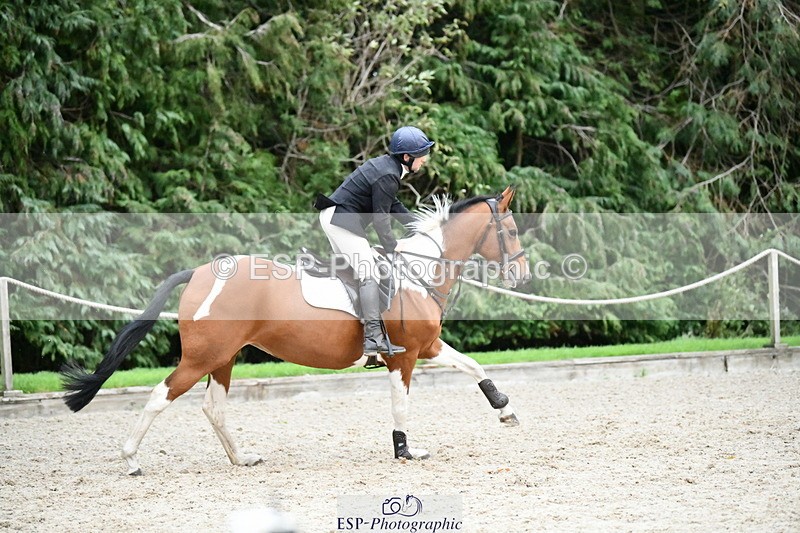 251004A-174140-02565 - Classes 12 & 13 90cm