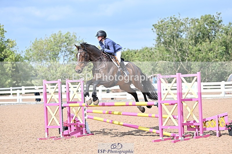 241004A-125147-02118 - Fri 09 95cm Amateur Quals