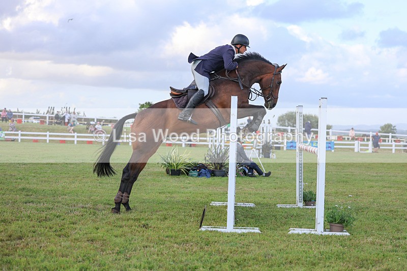 3E7A4732 - Class C1: Showjumping Senior Newcomers/1.10m open