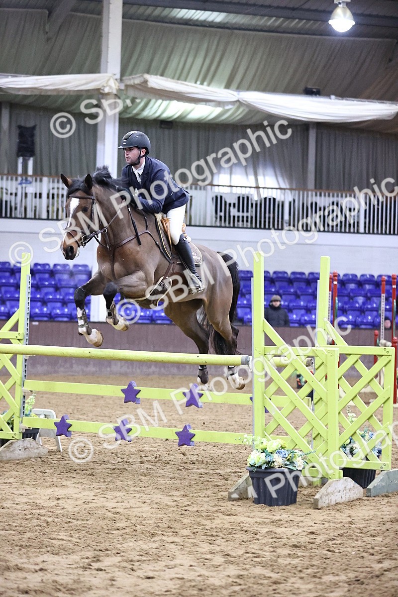 SBM_2393 - Class 9 - Senior Newcomers/ 1.10m Open