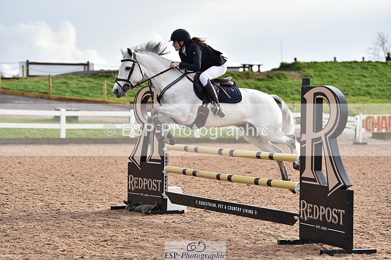 231203A-114454-00958 - Cls 4 Newcomers & 1m Open