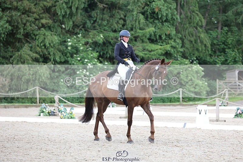 240524-140747-09674 - 279-MHF_LADY-Poppy_von_Maltzahn