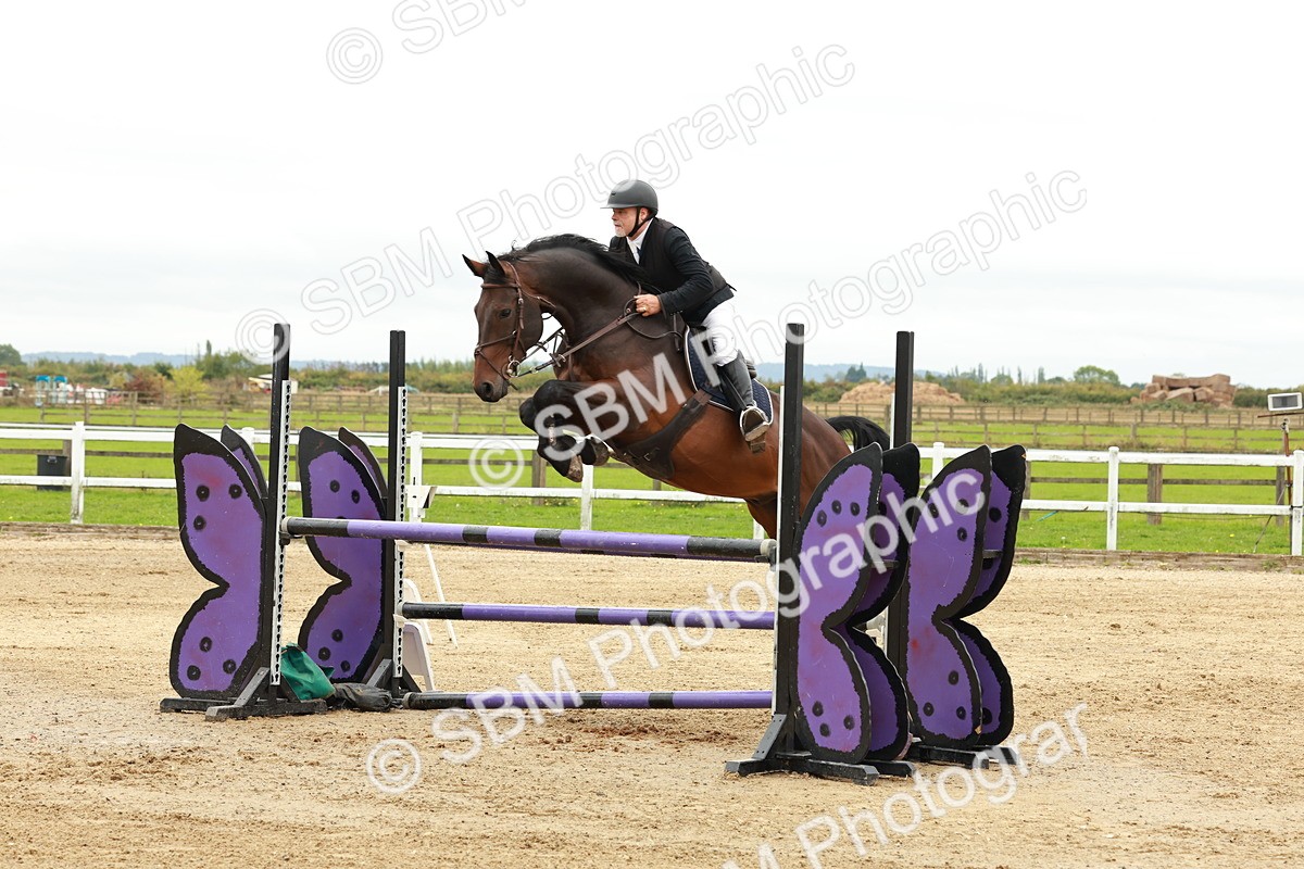 1I0A7688 - Class 4 - Senior Newcomers 1.10m