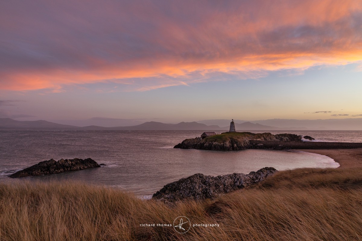  - Seascapes