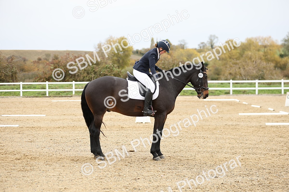 SBM_002985 - Class 8 - Novice 1