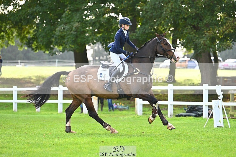 231020-111512-06400 - 103-BEECH.HILL.KIKO.CLOVER-Harriet.Blair-SJ