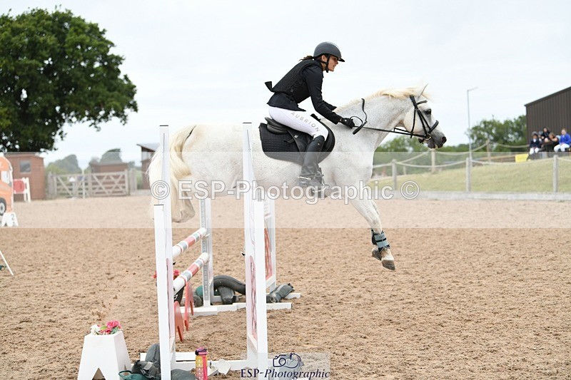 250807-110357-00431 - 90cm Round 1