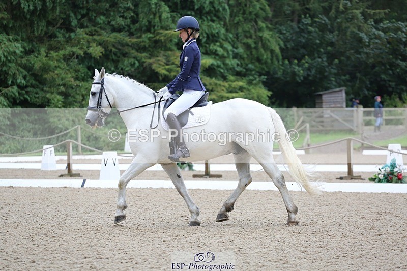 240720-101056-03870 - 125-Sarah_Browne-Domino_Star