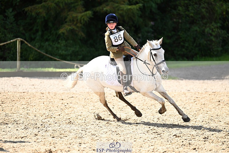 240824X-112228-25202 - 70cm Round 2 10.30 to 12.10