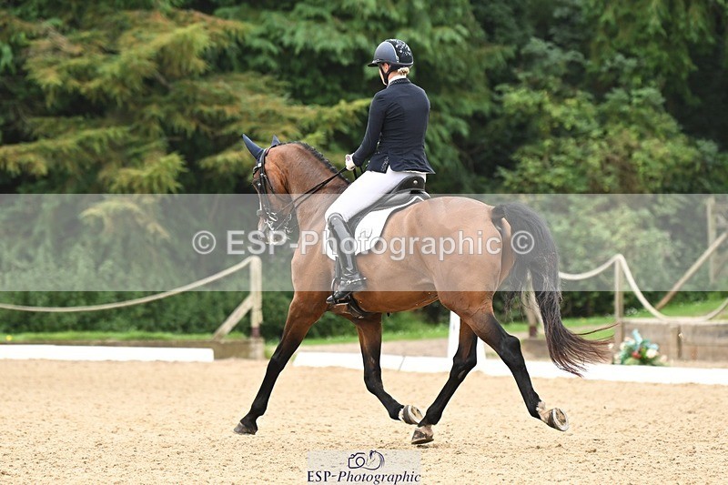 240811-115019-05621 - 305-Emily.Coller-Iondale