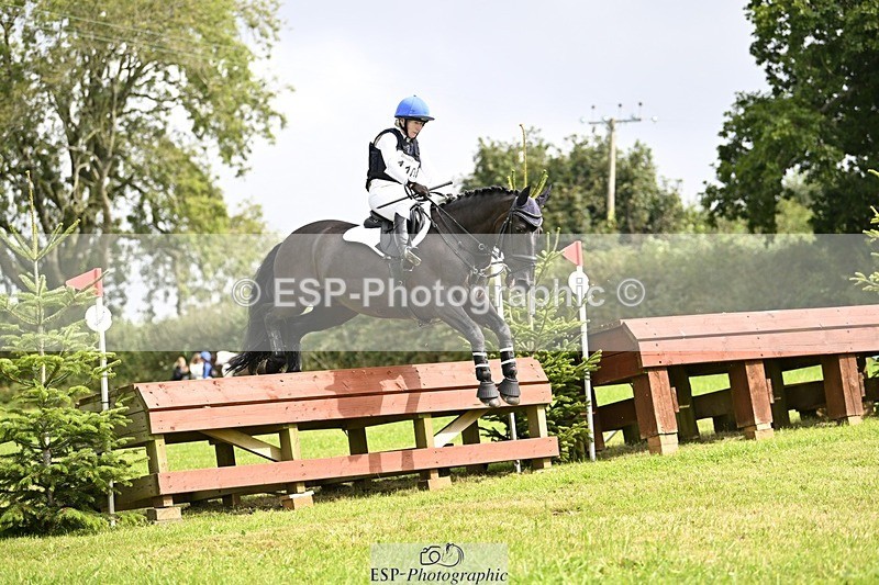 240831A-114432-01637 - 110-Laura.Pritchard-TOUCH.OF.SILK.I