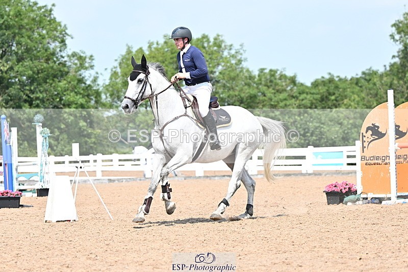 240801A-122211-00765 - Cls 10 1.05m Amateur Qualifier