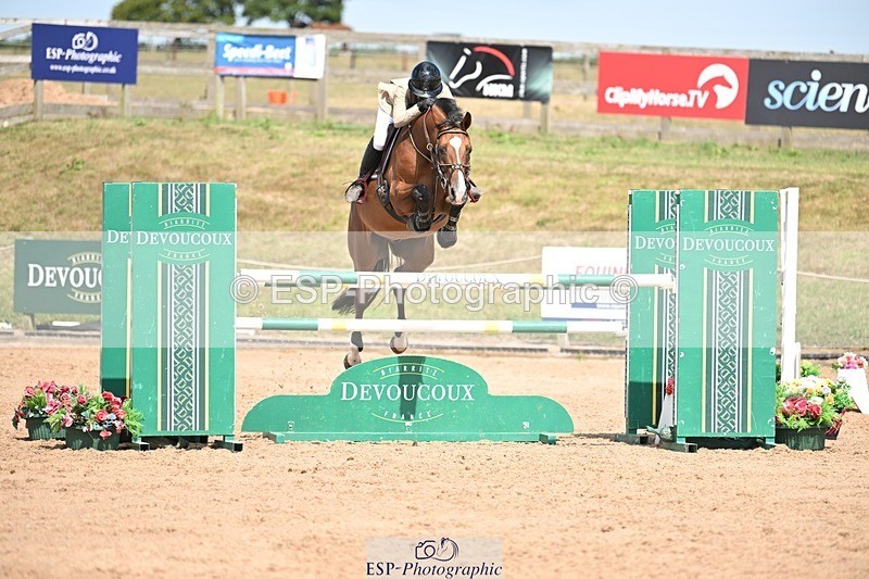 250726-150929-07116 - Cls 15 Snr Foxhunter