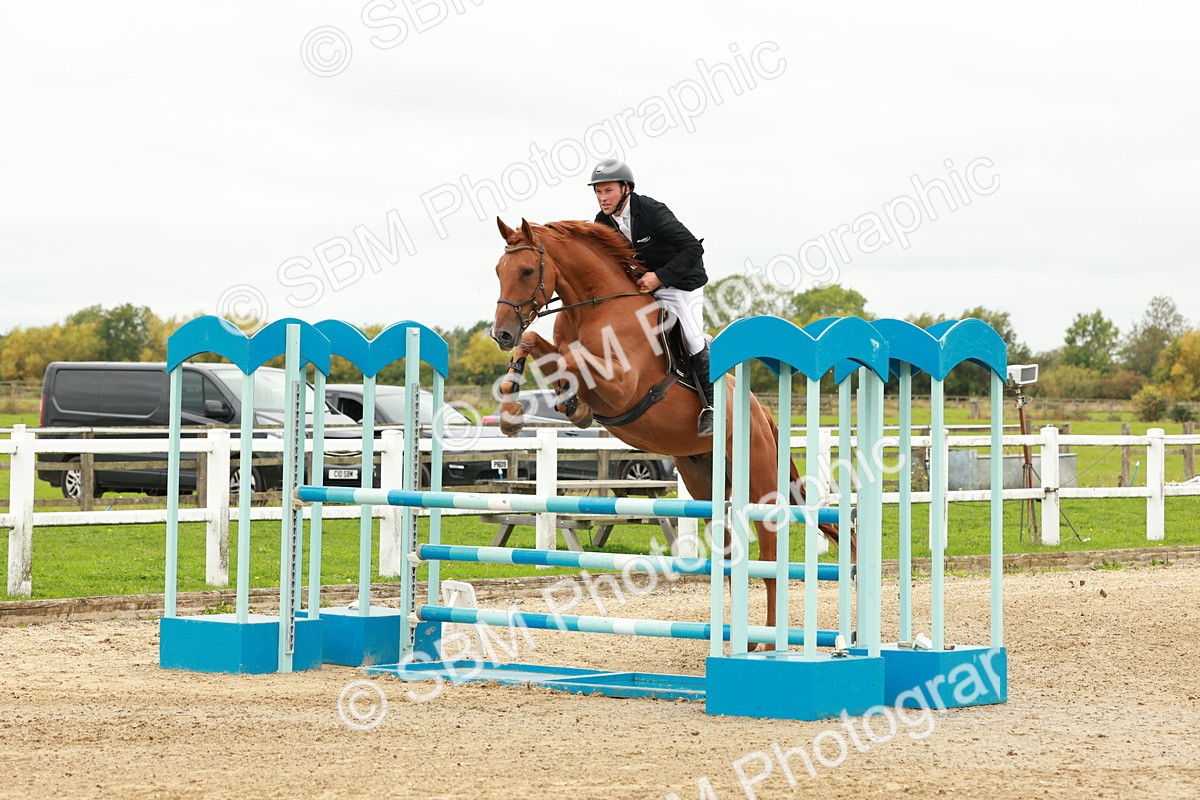 1I0A7616 - Class 4 - Senior Newcomers 1.10m