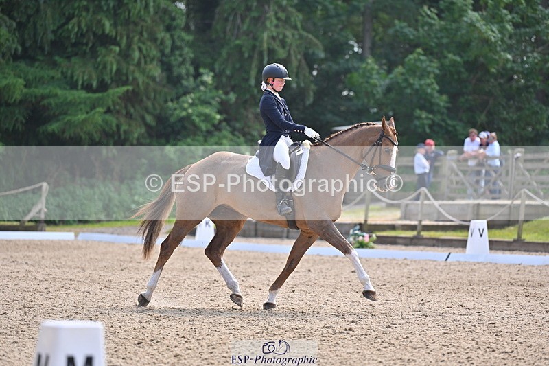 250523A-153019-07861 - A-057-Tabitha.Moore-BILLY.HOODOOS