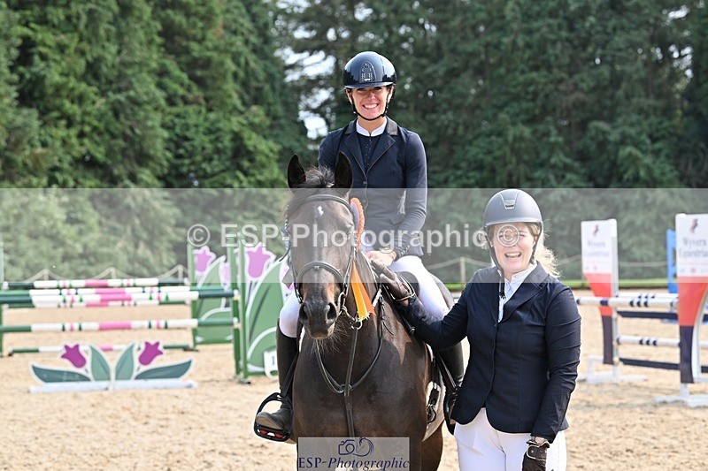 240818-154312-05296 - Cls 12A Snr Foxhunter & 1.20m Open