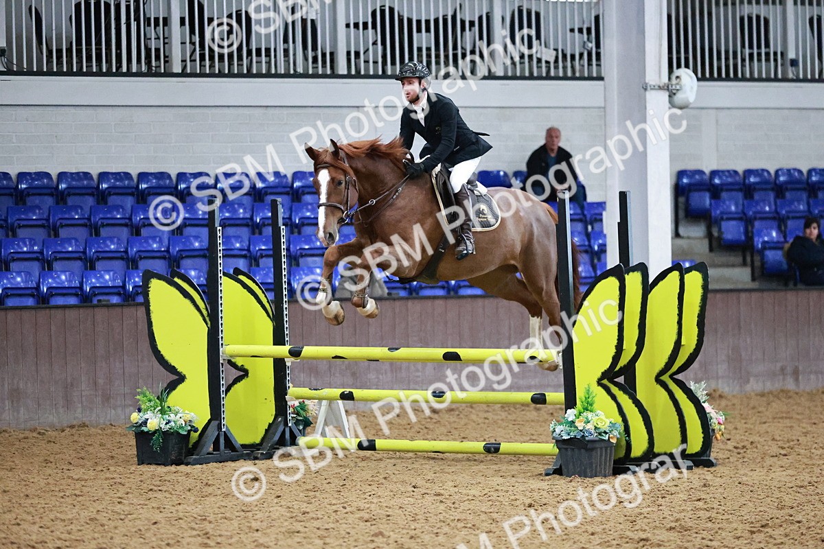 SBM_000549 - Class 2 - Senior British Novice 90cm