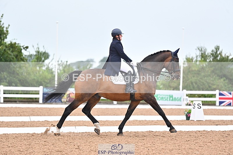 240815A-133030-01632 - 150-Deborah.Newman-Legolas