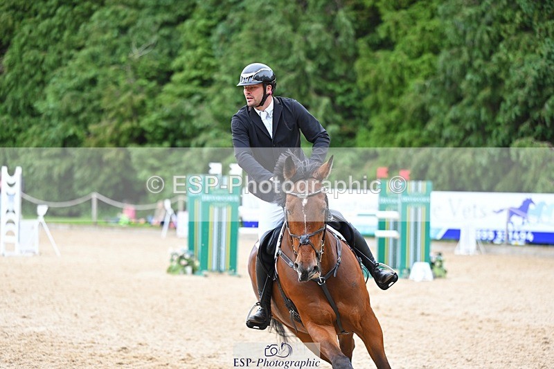 240525-160036-18007 - 547-BWE_NEWTON_DE_JASPER-Adam_Harvey