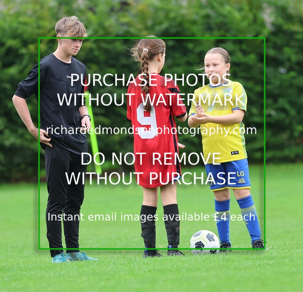 IMG6 - Kendal United Girls Under 10 vs Halton Lionesses Under 10 (14/9/25)