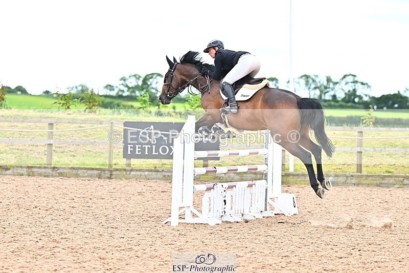 240608A-133059-02574 - Cls 4 Snr Newcomers and 1.10m Open