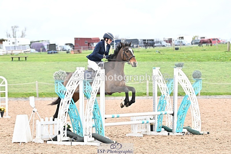 250414-102428-00086 - 70cm Round 1