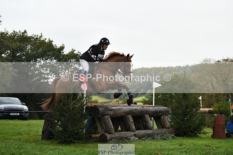 231021-094055-13029 - 606-GOLDEN.HEART.BREAKER-Emily.R.Vincent-SC+XC