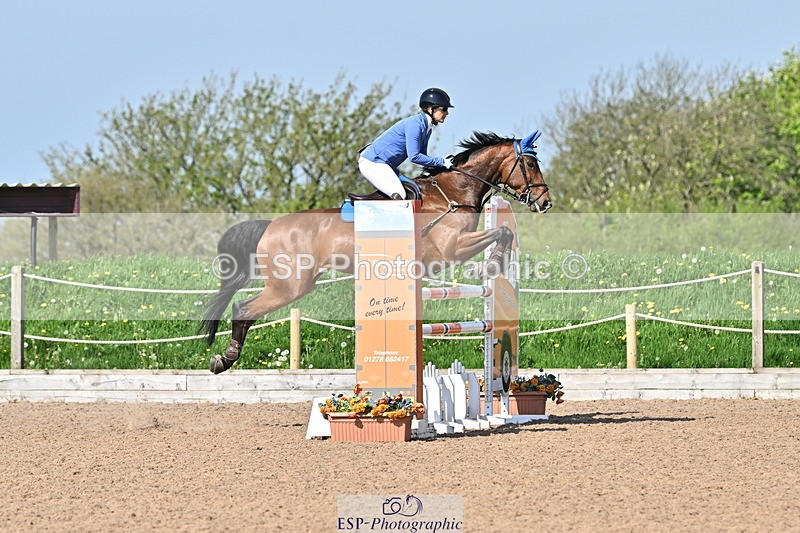 240509A-100120-00746 - Cls 8 Foxhunter