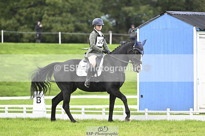 251023A-135704-04203 - D-326-Chloe.Williams