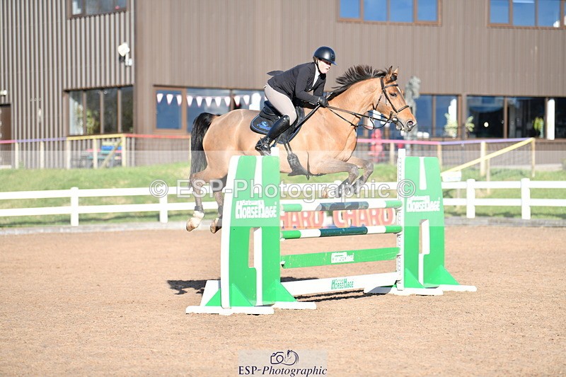 231110A-144829-00881 - Cls 6 Foxhunter & 1.20m Open