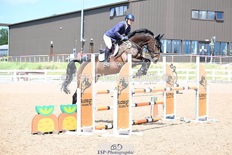 240605A-144126-00777 - Cls 4 Newcomers and 1.10m Open