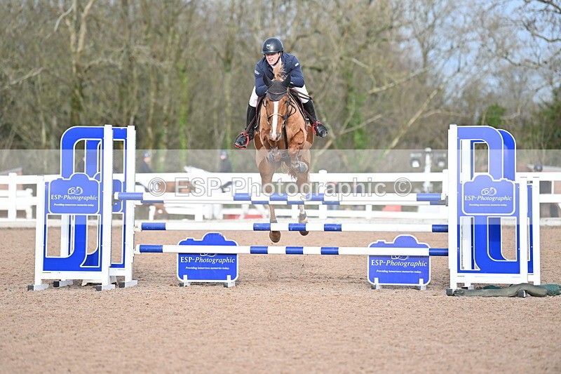 231208A-121920-00645 - Cls 5 Newcomers & 1.10m Open