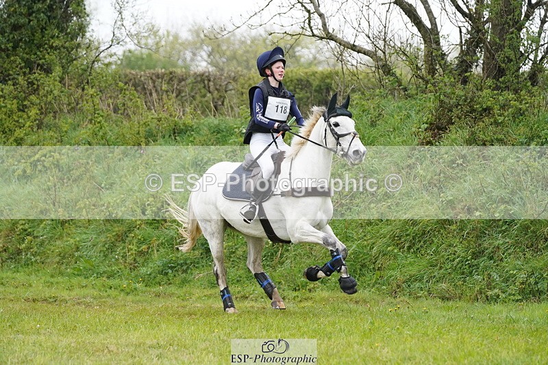 250418-100844-00925 - 118-Poppy.Turriff-LANDSBROOK.FAERIE.TALE