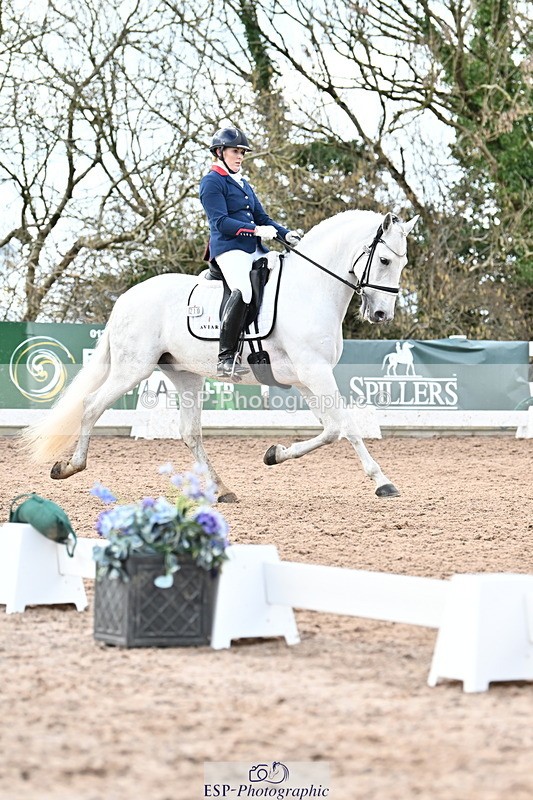 240218A-150821-08344 - 210-Charlotte.Dicker-Amaranto.D.Centurion