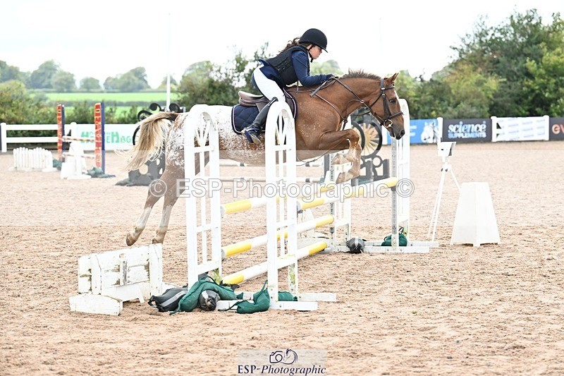 250920-151942-01760 - Cls 32 Stepping Stones