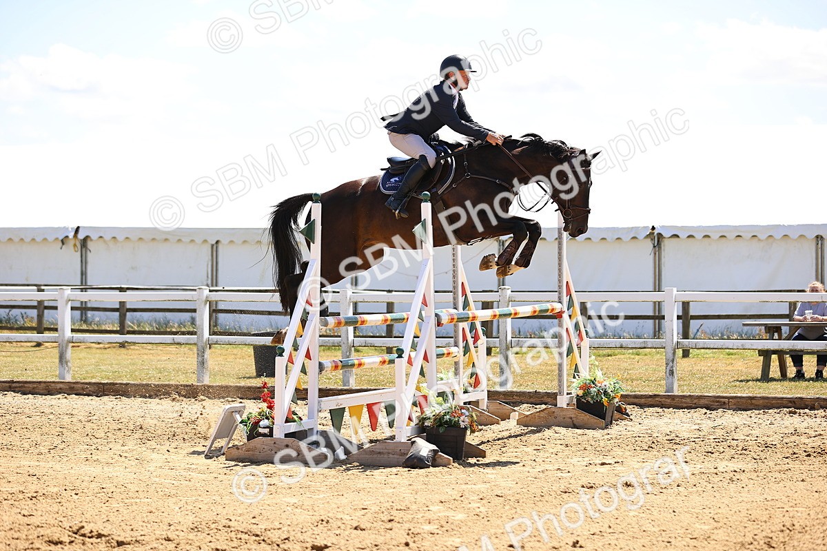 SBM_014816 - Class 15 - Senior Newcomers - 1.10m Open