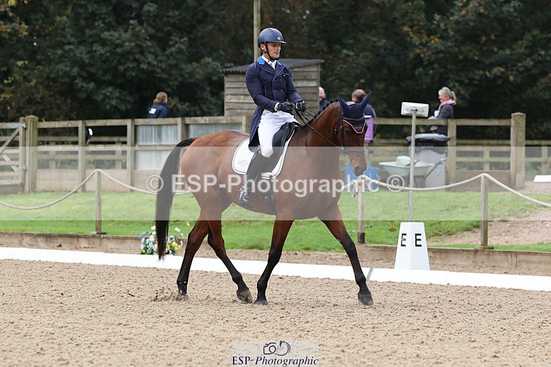 241024-093338-01104 - 127-Alexander.Bragg-STARSTRUCK.III