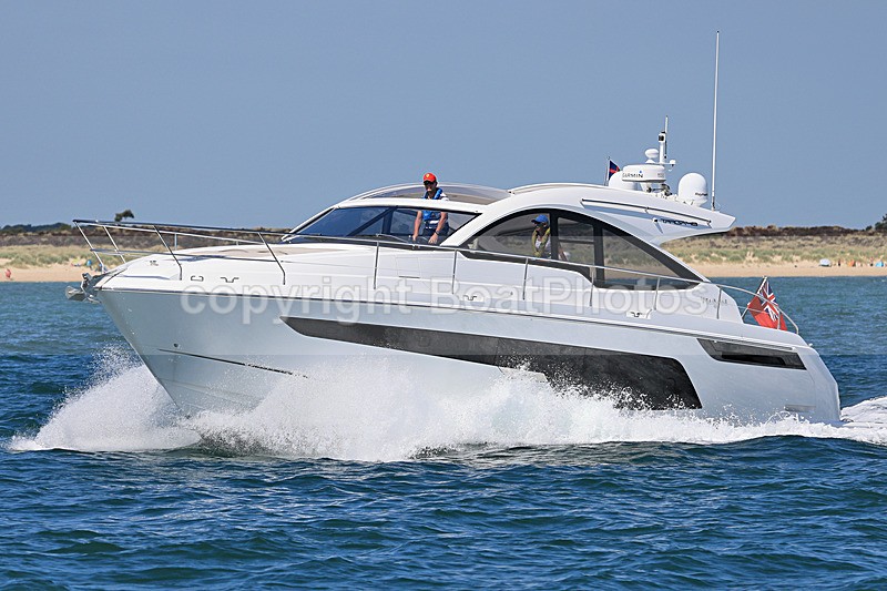 180805 UHURU - FAIRLINE TARGA 48 1Y3A6313 - Motorboats - Hardtop