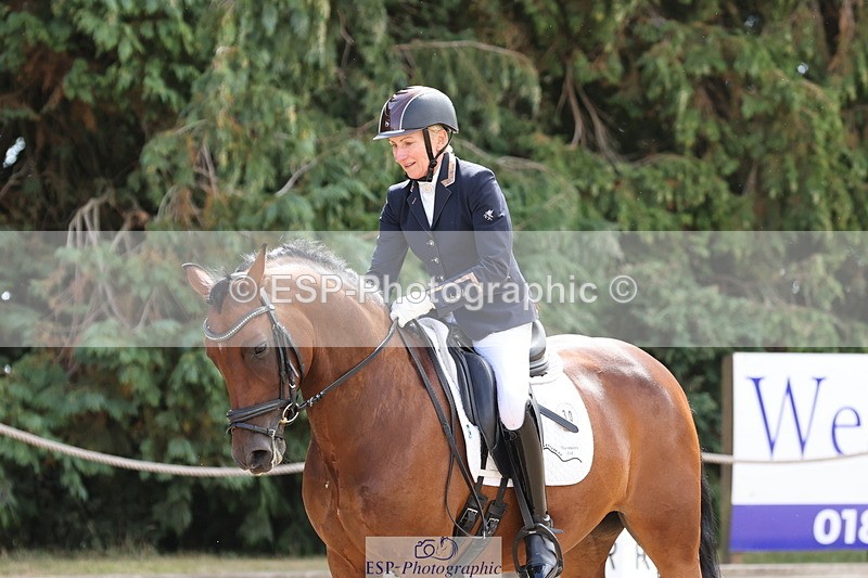 250809A-115534-03277 - 030-Alice.PeternellFourseasons.Sienna