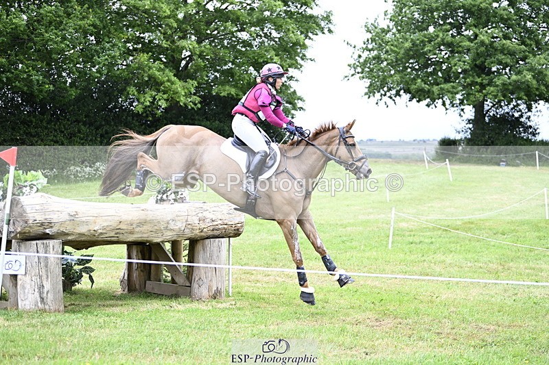 250524A-133358-10392 - B-370-Emma.Hyslop-Webb-KBS.TIME.TRAVEL